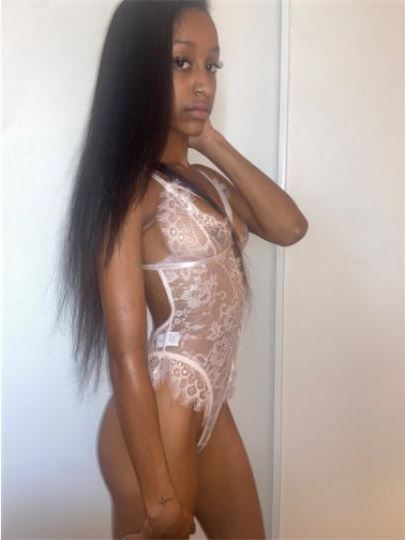 Shantel, escort in Amsterdam - 9427